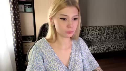 Sofia online show from 04/16/26, 09:10