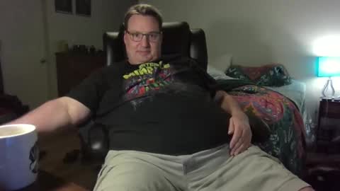 Snapshot of nolanvalenciax chatting on 02/15/26, 05:48 Nolan online show from 02/15/26, 05:48