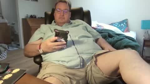 Snapshot of nolanvalenciax chatting on 02/20/26, 07:25 Nolan online show from 02/20/26, 07:25