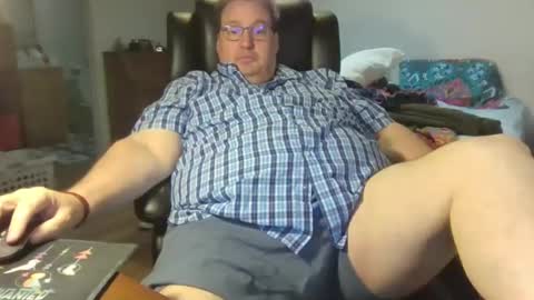 Snapshot of nolanvalenciax chatting on 02/24/26, 05:55 Nolan online show from 02/24/26, 05:55