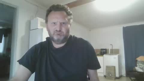 Snapshot of nollie244 chatting on 10/12/25, 04:55 Nollie online show from 10/12/25, 04:55