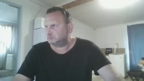 Snapshot of nollie244 chatting on 10/24/25, 03:08 Nollie online show from 10/24/25, 03:08