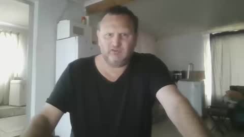 Snapshot of nollie244 chatting on 10/26/25, 05:02 Nollie online show from 10/26/25, 05:02