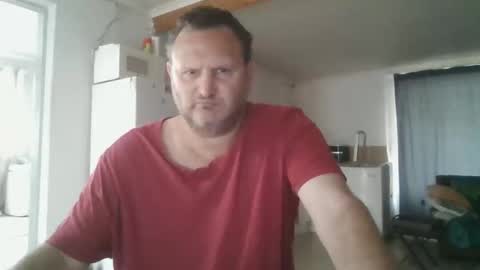 Snapshot of nollie244 chatting on 10/28/25, 05:33 Nollie online show from 10/28/25, 05:33