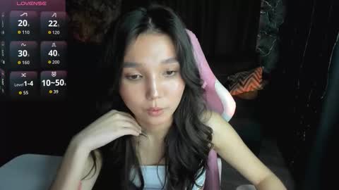 nomi online show from 03/12/26, 08:15