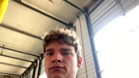 Curly  online show from 04/17/26, 06:11