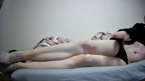 NonBinaryNicky online show from 03/28/26, 07:46