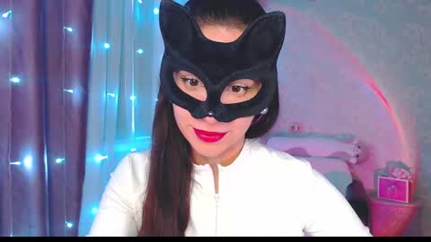 Send message when u here online show from 03/01/25, 04:04