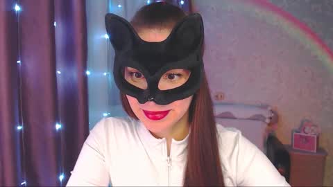 Send message when u here online show from 10/17/25, 03:10