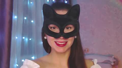 Send message when u here online show from 10/19/25, 02:01