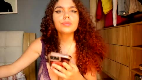 Snapshot of noor_bloom chatting on 05/18/26, 04:07 Soy Ash online show from 05/18/26, 04:07