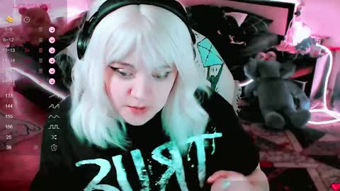 Noori online show from 02/11/25, 01:41