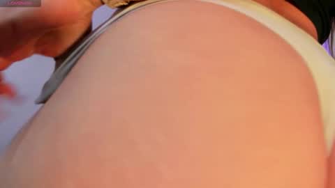 Nora online show from 01/06/26, 03:10