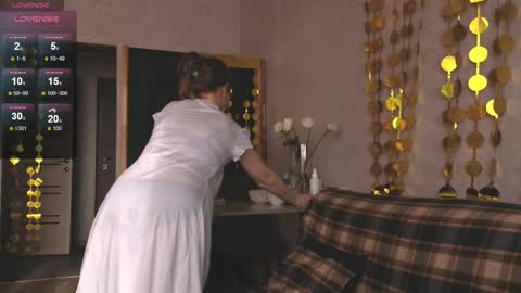 Nora online show from 02/09/26, 07:12