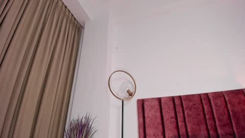 Nora Da Silva online show from 01/08/25, 03:51