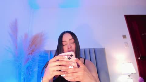 Nora Da Silva online show from 01/16/25, 12:23