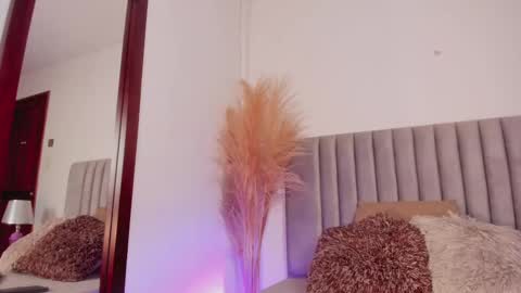 Nora Da Silva online show from 02/27/25, 12:43