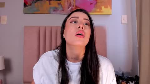 Nora Da Silva online show from 10/13/25, 06:08