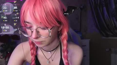 Snapshot of nora_failure chatting on 02/18/25, 11:44 Nora Failure online show from 02/18/25, 11:44