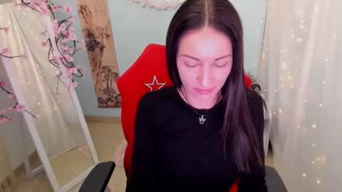 Nora online show from 04/07/26, 11:15