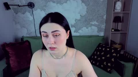 Snapshot of noralumi chatting on 04/10/26, 11:48 Nora online show from 04/10/26, 11:48