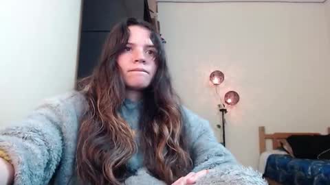 noreen_ online show from 12/16/24, 05:33