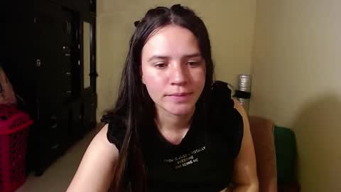 noreen_ online show from 02/06/25, 08:34