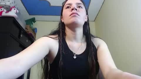 noreen_ online show from 02/07/25, 07:59