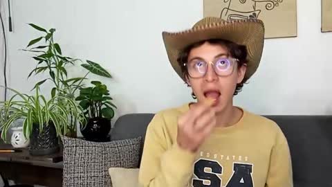 Norehg online show from 10/15/25, 11:27