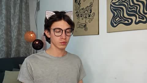 Norehg online show from 10/19/25, 12:22