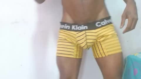 noreno9159 online show from 12/19/25, 07:21