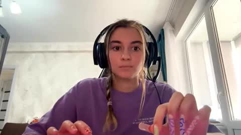 Elena online show from 02/24/26, 10:02