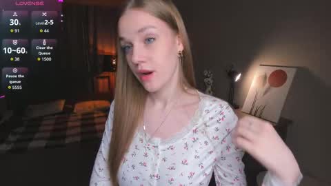 Beatrice online show from 11/12/25, 07:13