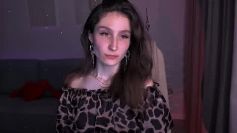 Snapshot of north_valkyrie chatting on 01/12/25, 09:40 Hazel online show from 01/12/25, 09:40