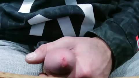 Snapshot of northern_gy chatting on 11/27/25, 03:36 northern_gy online show from 11/27/25, 03:36