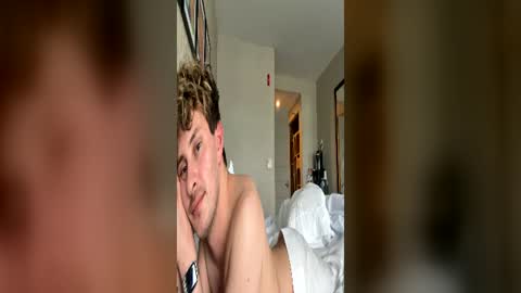 Snapshot of northofsouth_xxx chatting on 06/17/26, 05:25 northofsouth_xxx online show from 06/17/26, 05:25