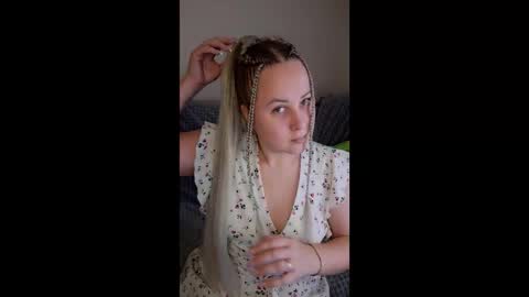 hi glad to chat online show from 10/21/25, 08:37