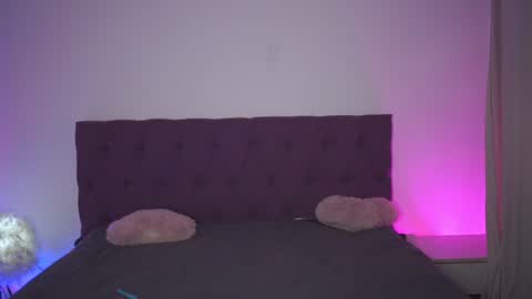 Tina online show from 12/22/24, 04:38