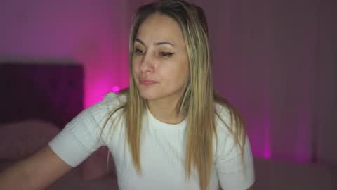 Tina online show from 02/14/25, 03:00