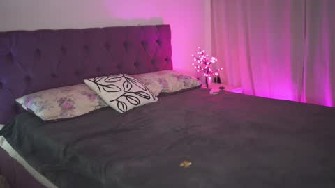 Tina online show from 03/04/25, 01:01