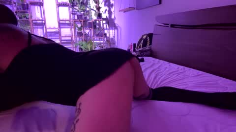 notapouta online show from 01/23/25, 11:48