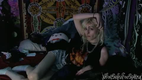 FREAKY DRACULA online show from 03/27/26, 06:08