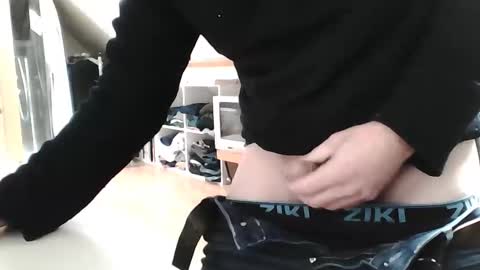 Snapshot of noux69 chatting on 01/08/25, 11:21 noux69 online show from 01/08/25, 11:21