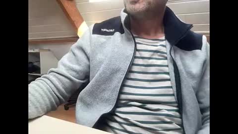 noux69 online show from 11/09/25, 01:09