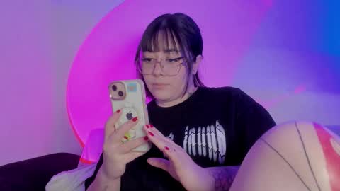  s online show from 02/03/26, 08:14