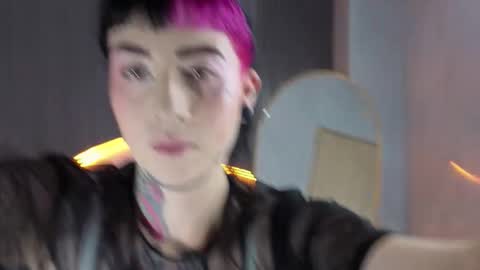 Live 1500am 2100pm online show from 11/28/25, 08:22