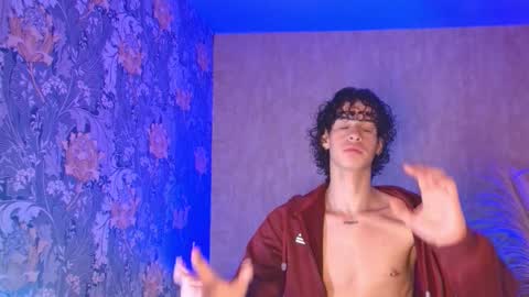 Nova Salvatore online show from 02/16/26, 04:08