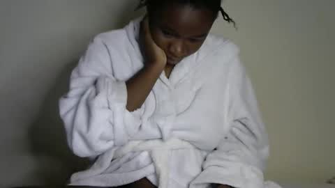 Snapshot of novaah chatting on 04/29/26, 12:16 novaah online show from 04/29/26, 12:16