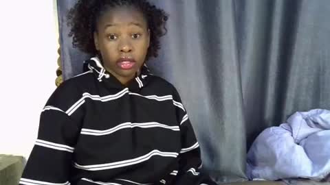 Snapshot of novaah chatting on 07/13/26, 01:19 novaah online show from 07/13/26, 01:19