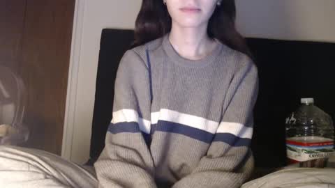 Snapshot of novafrey chatting on 12/10/24, 06:01 Olivia online show from 12/10/24, 06:01